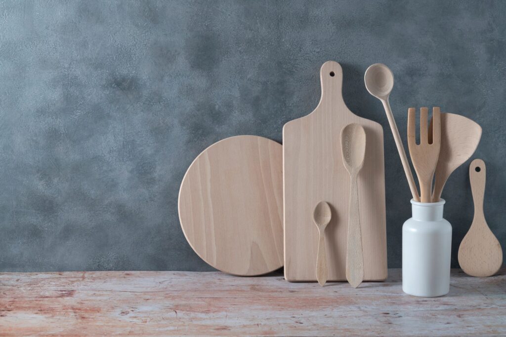 Non-Toxic Kitchen Utensils: A Practical Starter Guide to Safer Materials (and What to Avoid)